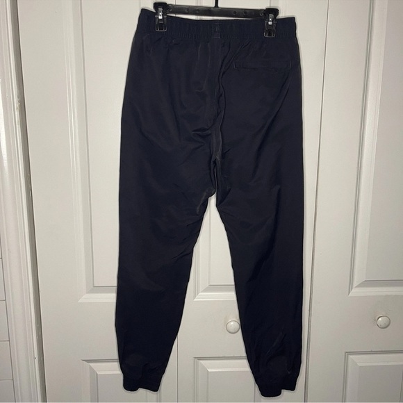 Nike Size Large Navy Blue Slim Fit Woven Lightweight Jogger 934592-010 Nylon Men - Picture 5 of 7